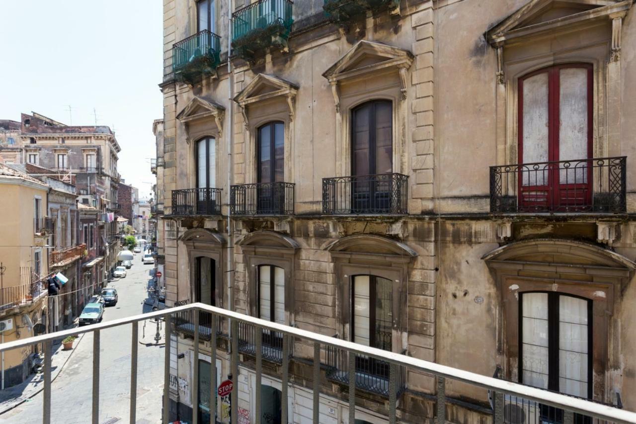 Dimora Minima Bed & Breakfast Catania Exterior photo